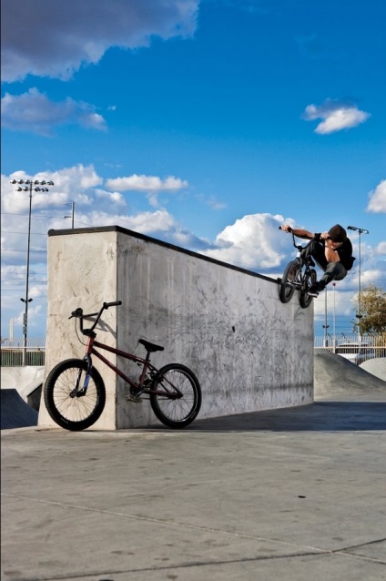 44 Fotografii trucuri bmx-calareti »Blog pozitive (bmx-calareti) 44 Fotografii trucuri bmx-riderii „blog-ul pozitiv