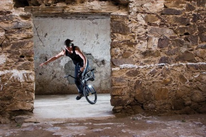 44 Fotografii trucuri bmx-calareti »Blog pozitive (Fotografii) 44 Fotografii trucuri bmx-riderii „blog-ul pozitiv