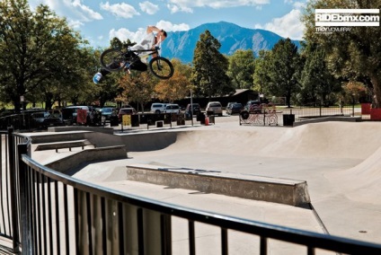 44 Fotografii trucuri bmx-calareti »Blog pozitive (cascadorii) 44 Fotografii trucuri bmx-riderii „blog-ul pozitiv