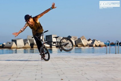 44 Fotografii trucuri bmx-calareti »Blog pozitive (Fotografii) 44 Fotografii trucuri bmx-riderii „blog-ul pozitiv