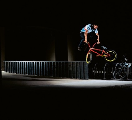 44 Fotografii trucuri bmx-calareti »Blog pozitive (bmx-calareti) 44 Fotografii trucuri bmx-riderii „blog-ul pozitiv
