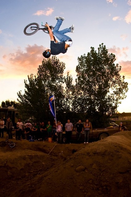 44 Fotografii trucuri bmx-calareti »Blog pozitive (bmx-calareti) 44 Fotografii trucuri bmx-riderii „blog-ul pozitiv
