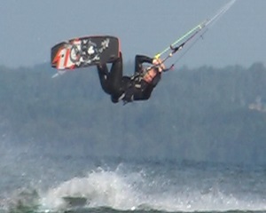 Odihnă activă în Naroch - kiting și siguranță windsurfing zmeu (echitatie spațiu) Odihnă activă în Naroch - kiting și windsurfing siguranță zmeu