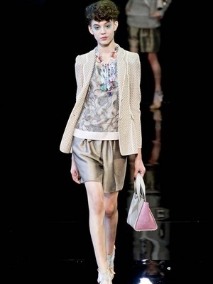 Marca Giorgio Armani (Armani) și istoria sa (de brand) Marca Giorgio Armani (Armani) și istoria sa