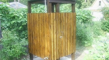 Dușul mantale la cabana (dacha) Dușul mantale la cabana
