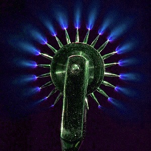 Curentul electric în gaz (corona) Curentul electric în gaze