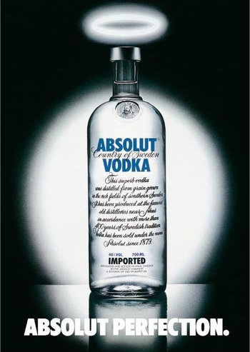 Pe măsură ce examinați vodca absolută din magazin duty liber (vodca) Pe măsură ce examinați vodca absolută de la magazinul duty-free