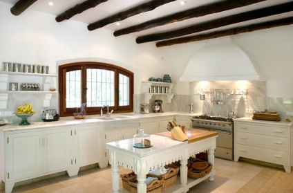 Bucătărie în stil rustic fotografie a unui interior frumos (țară) Bucătărie în stil rustic fotografie de interioare frumoase