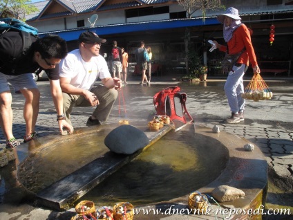 Mai ales oamenii din Thailanda, nelinistit jurnal