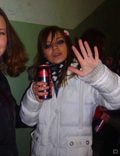 Otfotoshopte-mă! (Un cadru) Otfotoshopte-mă!
