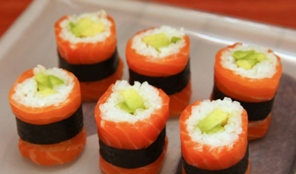 Îndreptarea rulouri fără covoare (Sushi Shop) Îndreptarea rulouri fără covoare