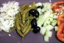 Salata cu castraveciori (ulei de susan soia) Salata cu castraveciori
