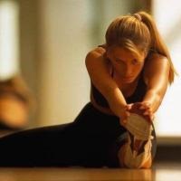 Push presa - sala de fitness acum (o bancă) Push presa - sala de fitness acum!
