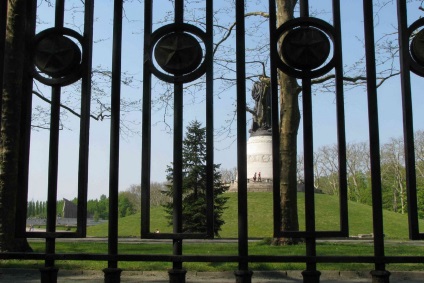 Treptow Park descriere, fotografii și video