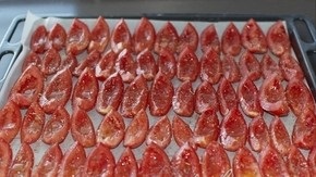 Trei recoltare de tomate delicioase, de economisire este ușor! (Delicious) Trei recoltare de tomate delicioase, de economisire este ușor!