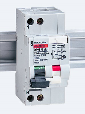 Baie are un curent (în șocurile electrice baie) șocuri electrice Baie