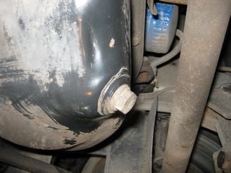 vaze Înainte de înlocuirea uleiului cu propriile lor mâini, masteravaza (vase de schimb de ulei Înainte de împrumut auto manuală) vaze Înainte de înlocuirea uleiului cu propriile lor mâini, masteravaza