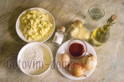 Домашні вареники з картоплею, покроковий рецепт з фото (приготувати домашні вареники картоплею) Домашні вареники з картоплею, покроковий рецепт з фото