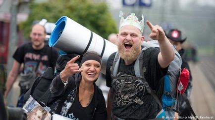 Фестиваль wacken open air пивопровод і важкий рок, мистецтво і література, музика і кіно з (музика) Фестиваль wacken open air пивопровод і важкий рок, мистецтво і література, музика і кіно з