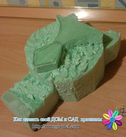 Філін з пластикових пляшок 1 (пляшок) Філін з пластикових пляшок 1