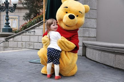 Французький Діснейленд з Алісою-мандрівництвом по світу (Walt Disney Studios Park) Французький Діснейленд з Алісою-мандрівництвом по світу