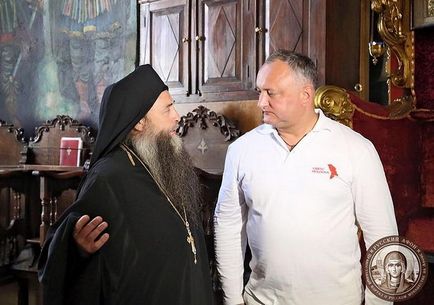 Глава молдови відвідав український Пантелеїмонів монастир на Афоні (український) Глава молдови відвідав український Пантелеїмонів монастир на Афоні