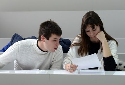 Як на Алтаї трудові мігранти складають іспити на знання української мови та історії (українська мова) Як на Алтаї трудові мігранти складають іспити на знання української мови та історії