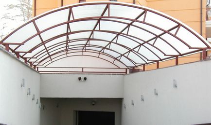 Дах з полікарбонату на дачі зробити своїми руками (фото) (дах) Дах з полікарбонату на дачі зробити своїми руками (фото)