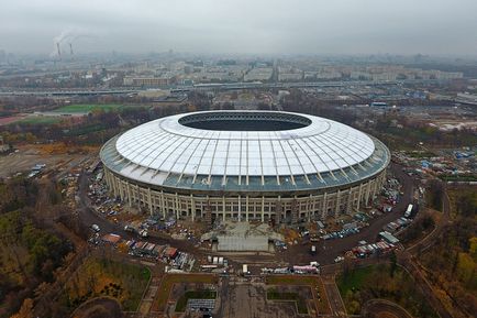 Лужники вчора, сьогодні і завтра