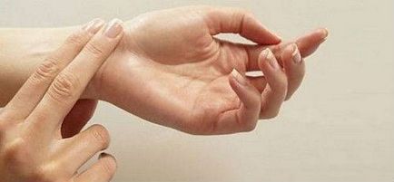 Нормальне серцебиття в хвилину у жінок норма ударів, ЧСС по віковим групам (ударів) Нормальне серцебиття в хвилину у жінок норма ударів, ЧСС по віковим групам