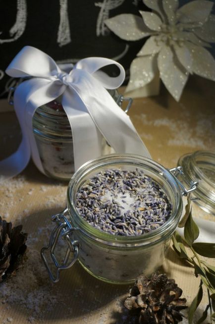 Новорічні подарунки своїми руками шипуча арома-сіль для ванни - la lavanda (руками) Новорічні подарунки своїми руками шипуча арома-сіль для ванни - la lavanda