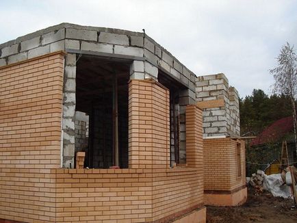 Оригінальна оздоблення фасаду будинку з газобетону (фасаду будинку газобетону) Оригінальна оздоблення фасаду будинку з газобетону