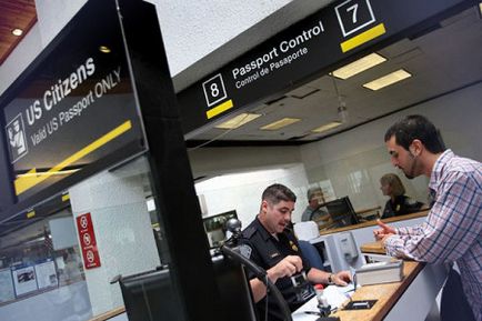 Проходження прикордонного контролю безпеки в аеропорту (безпеки) Проходження прикордонного контролю безпеки в аеропорту