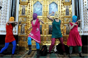 Pussy riot (riot) Pussy riot
