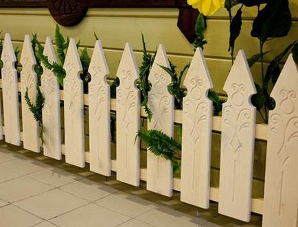Різьблені дерев'яні паркани фото як зробити огорожу своїми руками (різьблені) Різьблені дерев'яні паркани фото як зробити огорожу своїми руками