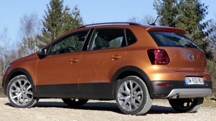 Volkswagen crosspolo 2 (2010-2016) ціна і характеристики, огляд та фотографії (Фольксвагена Крос Поло) Volkswagen crosspolo 2 (2010-2016) ціна і характеристики, огляд та фотографії