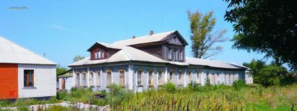 Хреновое - історія і 2 (паскудний, Україна) - фотографії з планети земля (будівля початкової школи) Хреновое - історія і 2 (паскудний, Україна) - фотографії з планети земля
