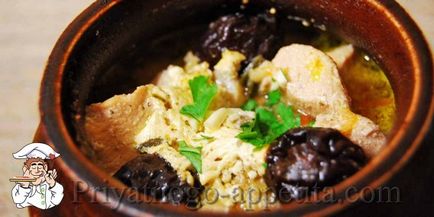 Печеня з куркою і грибами (і грибами) Печеня з куркою і грибами