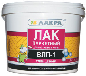 Який лак краще для дерева