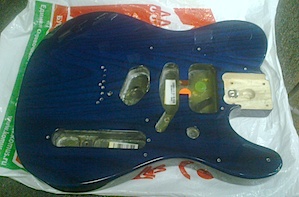 Фарбуємо і ріжемо telecaster (фарбуємо) Фарбуємо і ріжемо telecaster
