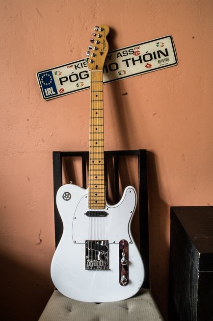 Фарбуємо і ріжемо telecaster (фарбуємо) Фарбуємо і ріжемо telecaster