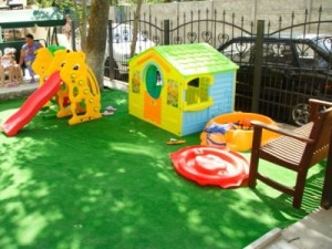 Облаштування двору приватного будинку, гарний будинок і сад (приватного) Облаштування двору приватного будинку, гарний будинок і сад