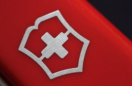 Топ 5 кращі багатофункціональні ножі victorinox