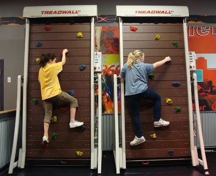 Рухома вертикальна доріжка для скелелазіння climbing wall treadmill (рухома) Рухома вертикальна доріжка для скелелазіння climbing wall treadmill