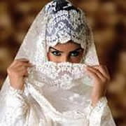 menyasszony az arab stílusban - Esküvői ruha