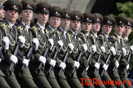 Военное обозрение вУкаіни, кар'єрне зростання військового