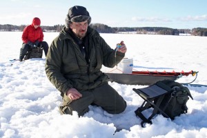 Лісочка для зимової риболовлі як вибирати і яка буде краще