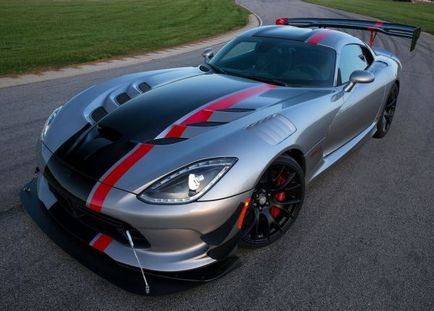 Dodge viper 2017 характеристики, ціна, фото додж вайпер