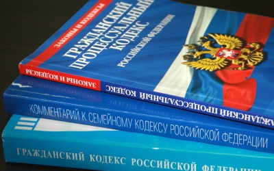 Як виписати людину з квартири без його згоди, якщо він власник чи можна виписати власника