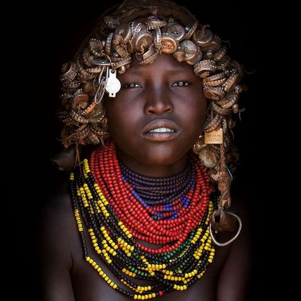 Перуки бира капачки необичайно бижута африканските жени
